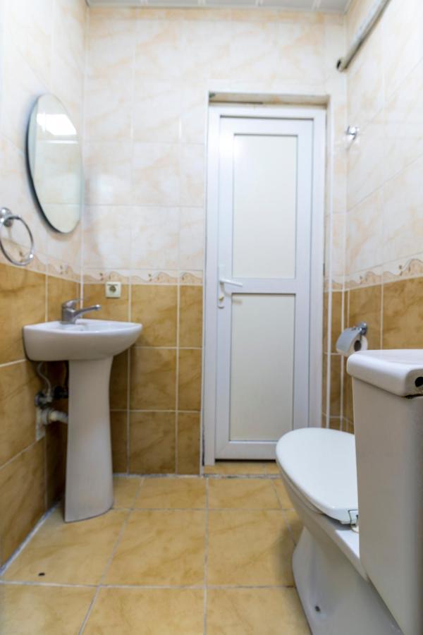 Otel Uemit Istanbul Exterior foto
